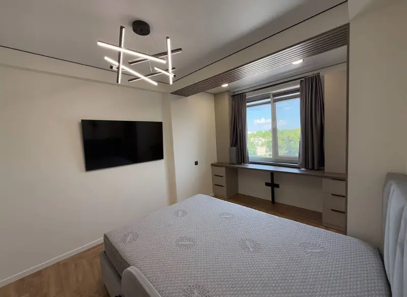 Spre vânzare un apartament spațios, 93 mp, situat în sec. Botanica, bd. Decebal. — Fotografia 4