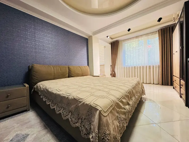 Spre vânzare un apartament spațios, 113 mp, situat în sect. Poșta Veche, str. Ceucari.