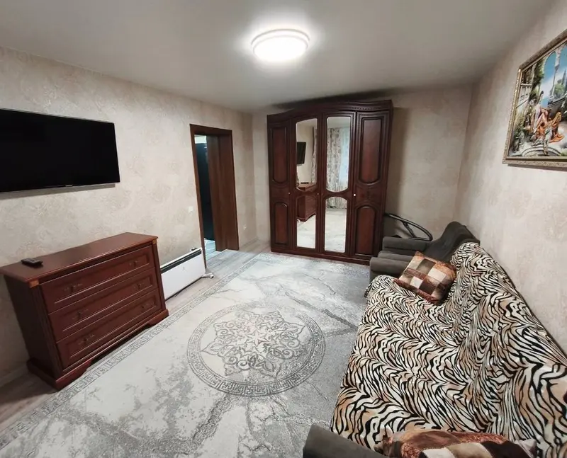 Spre chirie un apartament confortabil, 43 mp, situat în sect. Botanica, str. Salcâmilor. — Fotografia 4