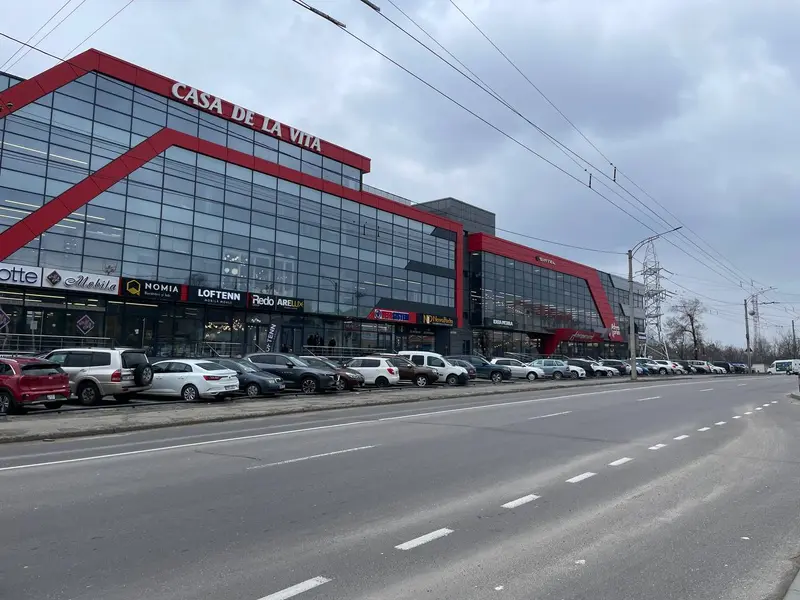 Commercial space for rent, 64 m², Rîșcani