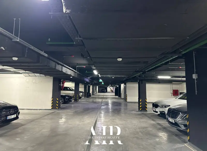 Loc de parcare de vânzare, 22 m², Centru