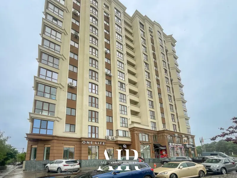 3-room apartment for sale, 82 m², Centru