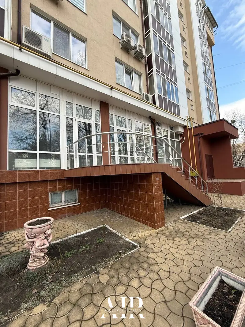 Commercial space for rent, 240 m², Buiucani