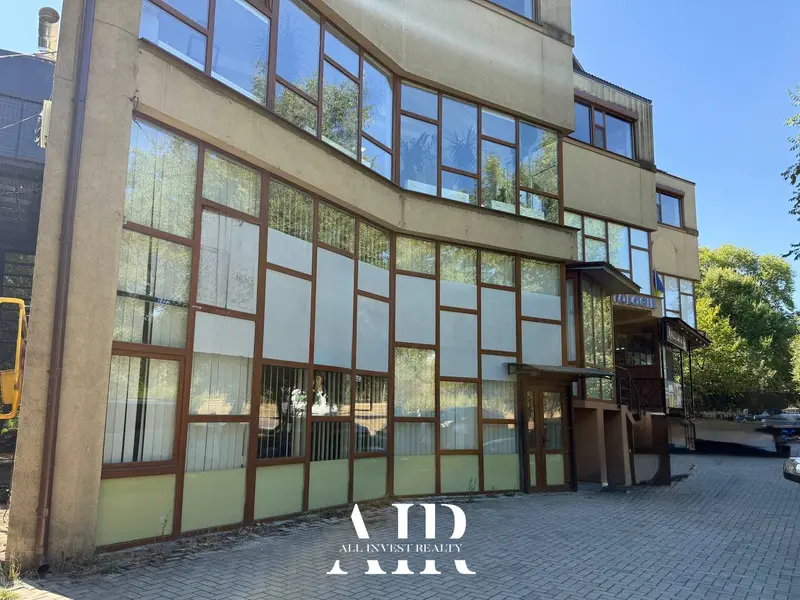 Spațiu comercial de vânzare, 305 m², Ciocana