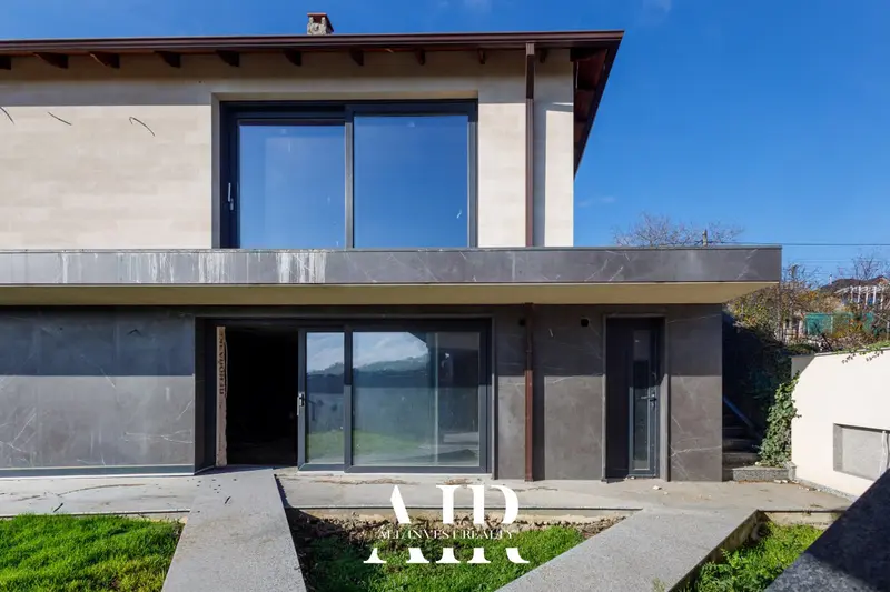 Casă de vânzare, 240 m², Tohatin