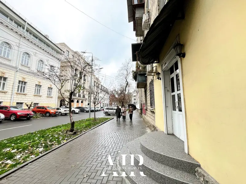 Office for rent, 70 m², Centru