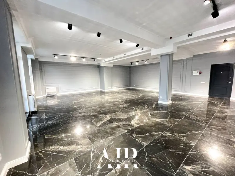 Office for rent, 90 m², Centru