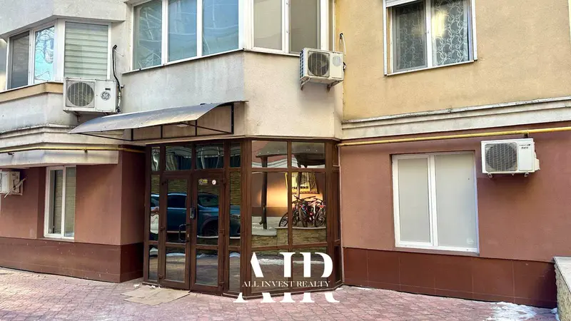 Commercial space for rent, 25 m², Rîșcani