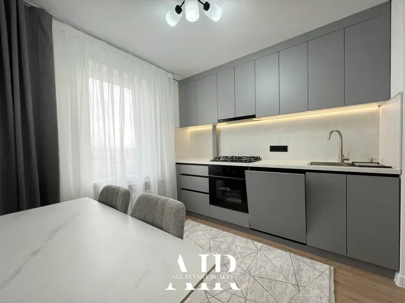 2-room apartment for sale, 60 m², Centru