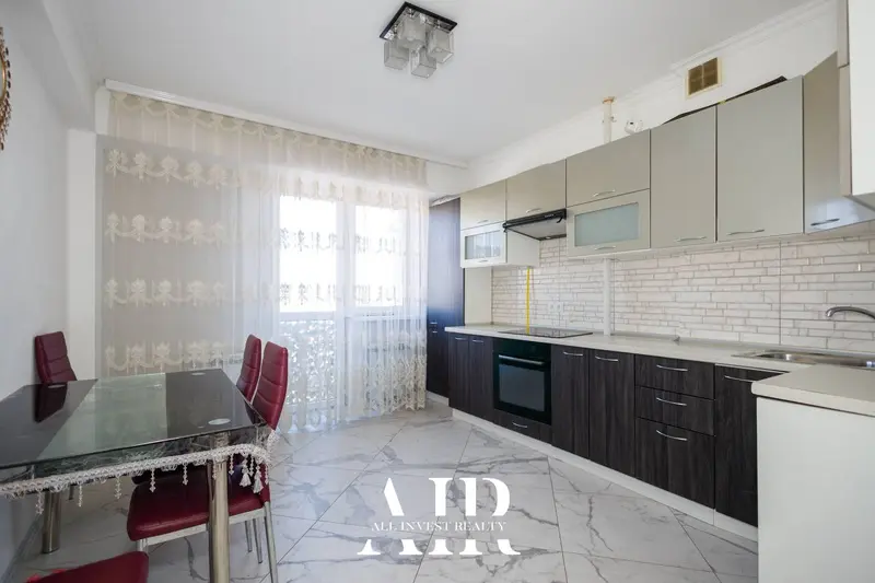 3-room apartment for sale, 86.4 m², Centru