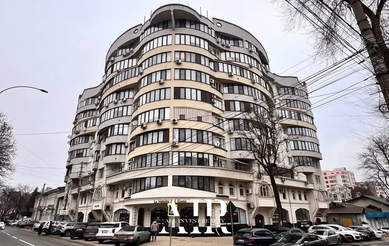 Office for rent, 180 m², Centru