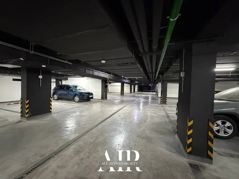 Parking space for rent, 21 m², Centru