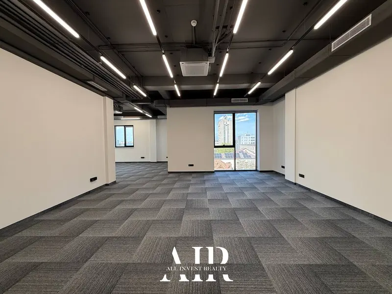 Office for rent, 100 m², Centru