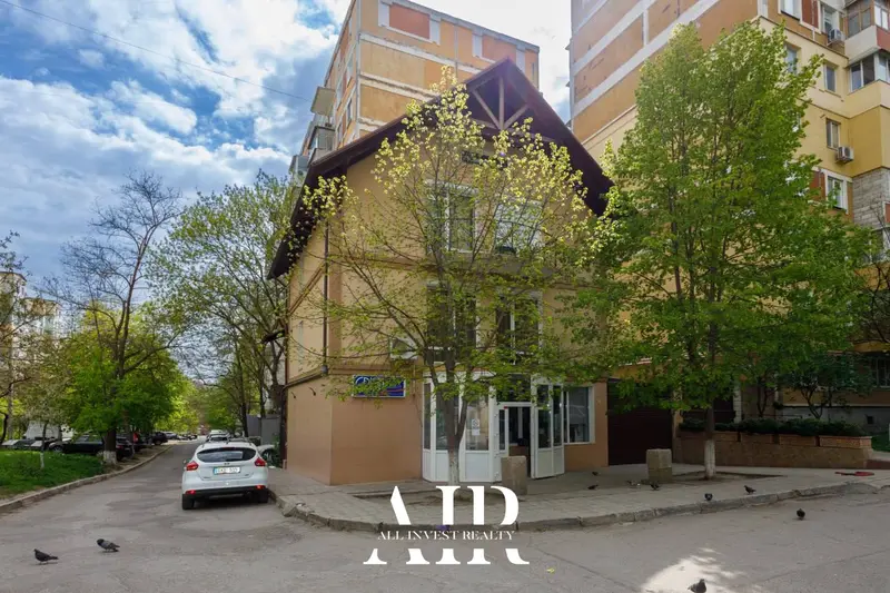 Clădire comercială de vânzare, 320 m², Ciocana