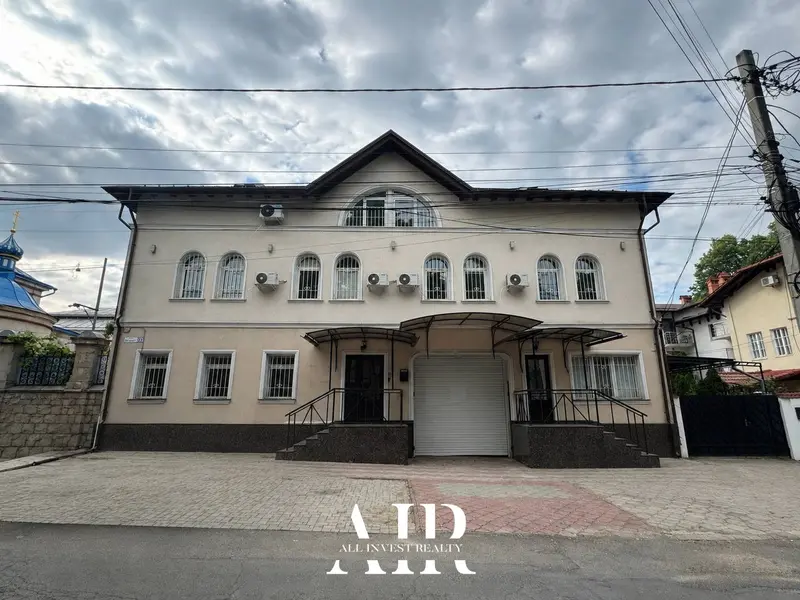 Office for rent, 750 m², Centru
