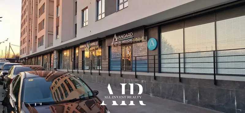 Spațiu comercial în chirie, 217 m², Dumbrava