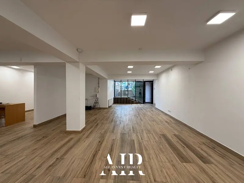 Commercial space for rent, 100 m², Centru