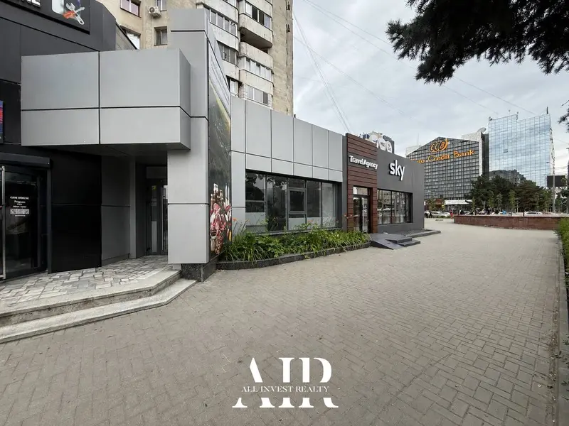 Office for rent, 230 m², Centru