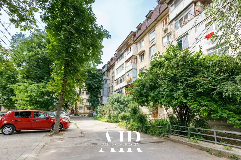 Apartament cu 2 camere de vânzare, 48 m², Botanica