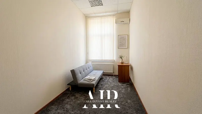 Oficiu în chirie, 10 m², Centru