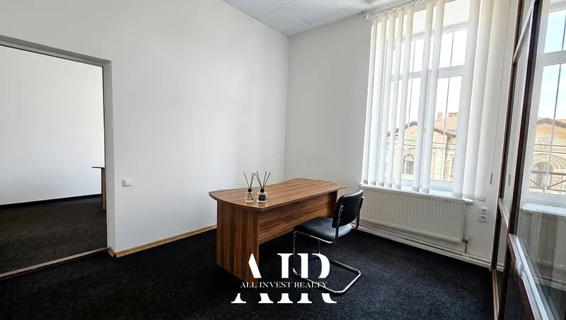 Oficiu în chirie, 50 m², Centru