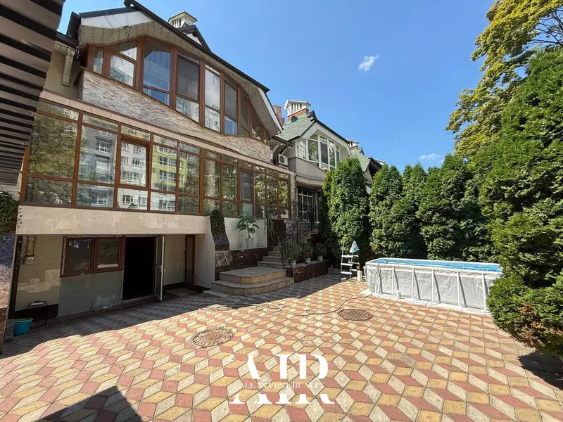 Townhouse de vânzare, 230 m², Buiucani