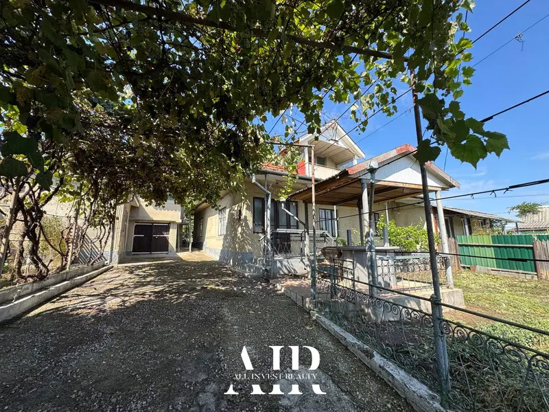 Casă de vânzare, 130 m², Strășeni
