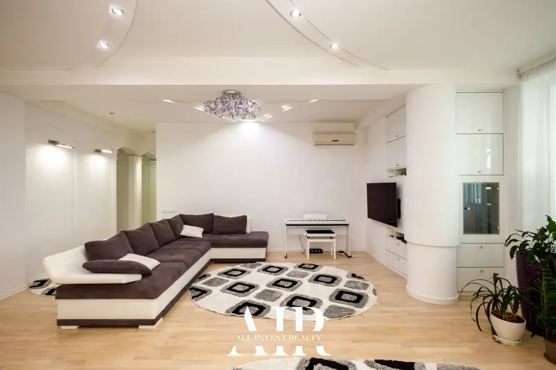 Apartament cu 2,5 camere de vânzare, 115 m², Rîșcani
