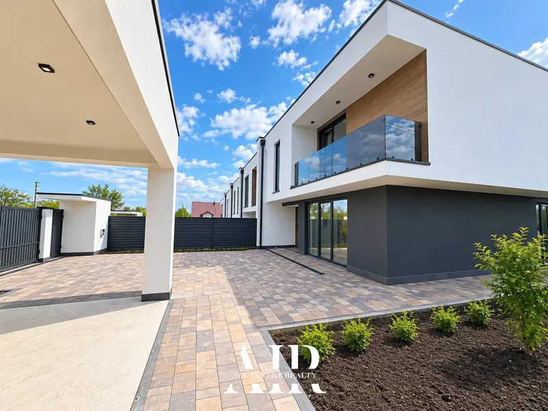 Townhouse de vânzare, 155 m², Grătiești