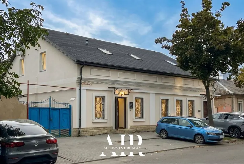 Oficiu în chirie, 80 m², Centru