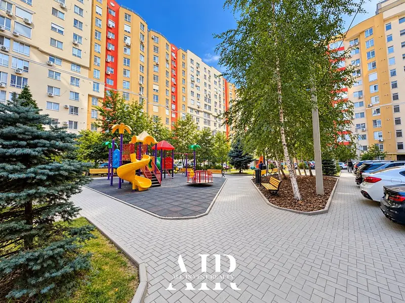 Apartament cu 3 camere de vânzare, 90 m², Ciocana
